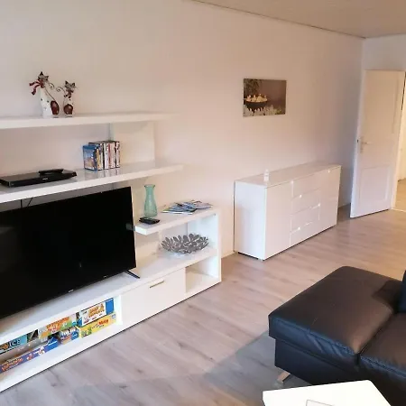 Ferienwohnung-Krampe * بريلون